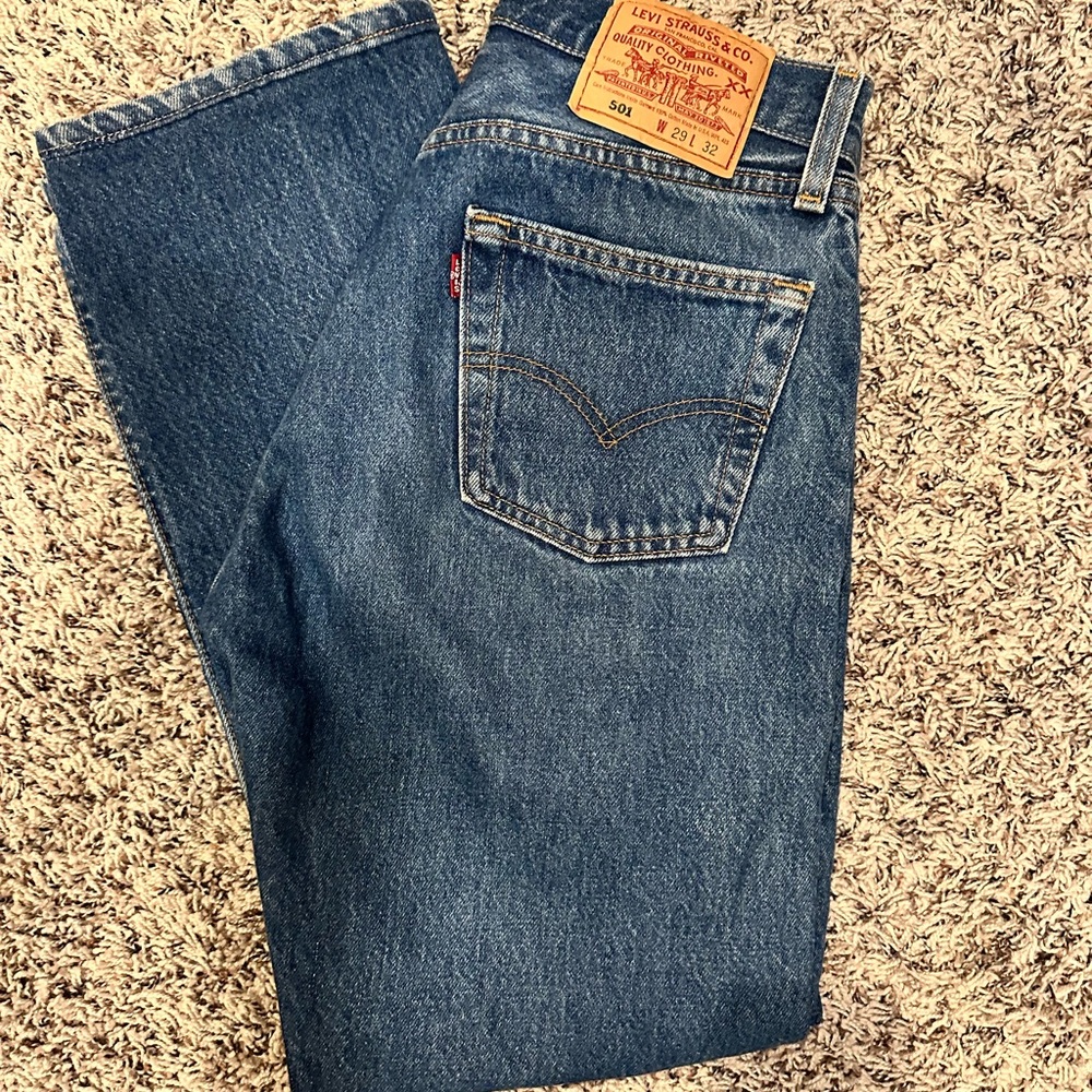 Levi's 501 women’s vintage Blue Jeans